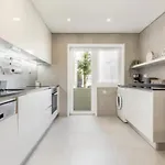 Modern 3bedroom By Metro Easy To Porto Apartmán