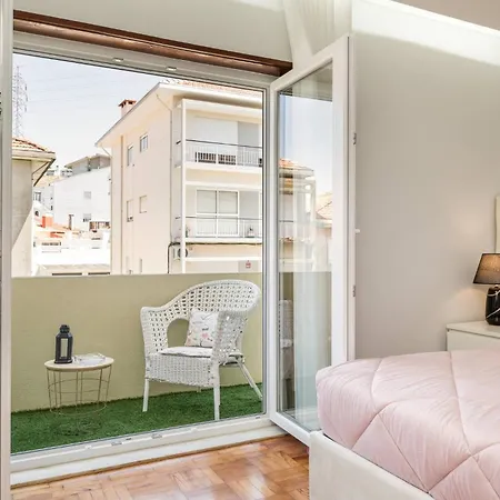 アパート Modern 3bedroom By Metro Easy To Porto ヴィラ・ノヴァ・デ・ガイア
