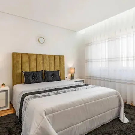 アパート Modern 3bedroom By Metro Easy To Porto ヴィラ・ノヴァ・デ・ガイア