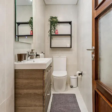 アパート Modern 3bedroom By Metro Easy To Porto ヴィラ・ノヴァ・デ・ガイア