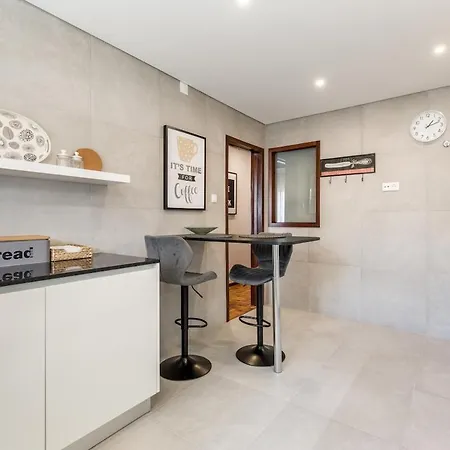 Apartment Modern 3bedroom By Metro Easy To Porto Vila Nova de Gaia