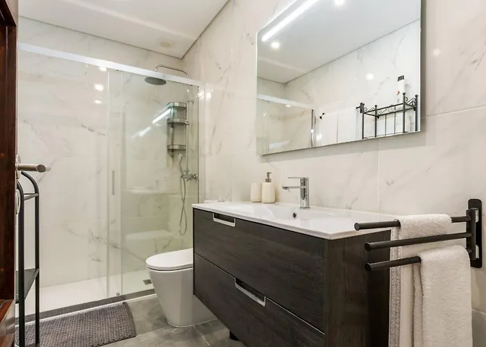 Modern 3bedroom By Metro Easy To Porto * Vila Nova de Gaia