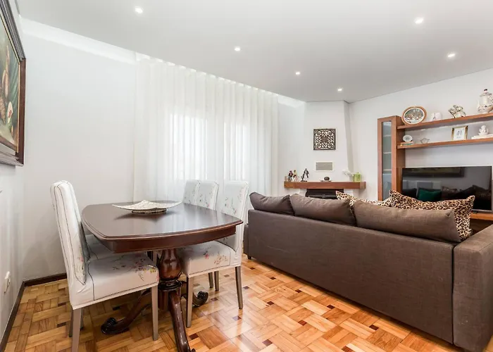 Modern 3bedroom By Metro Easy To Porto Apartment Vila Nova de Gaia