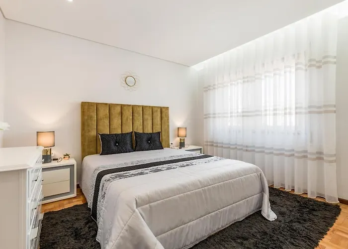 Modern 3bedroom By Metro Easy To Porto *