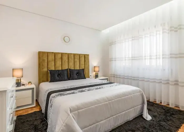 Modern 3bedroom By Metro Easy To Porto *