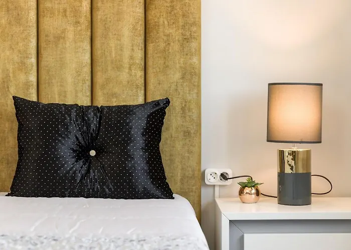 Modern 3bedroom By Metro Easy To Porto